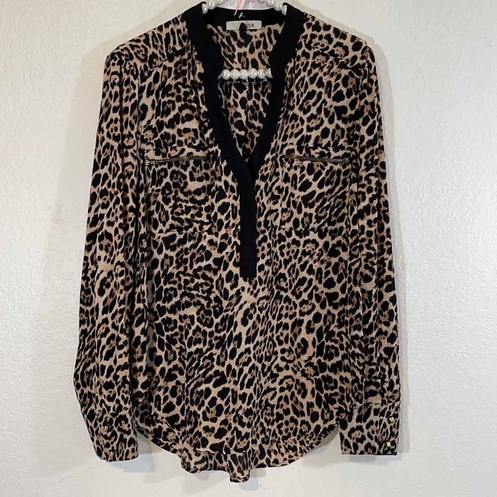 MNK Leopard Print Button Up Top Size Large